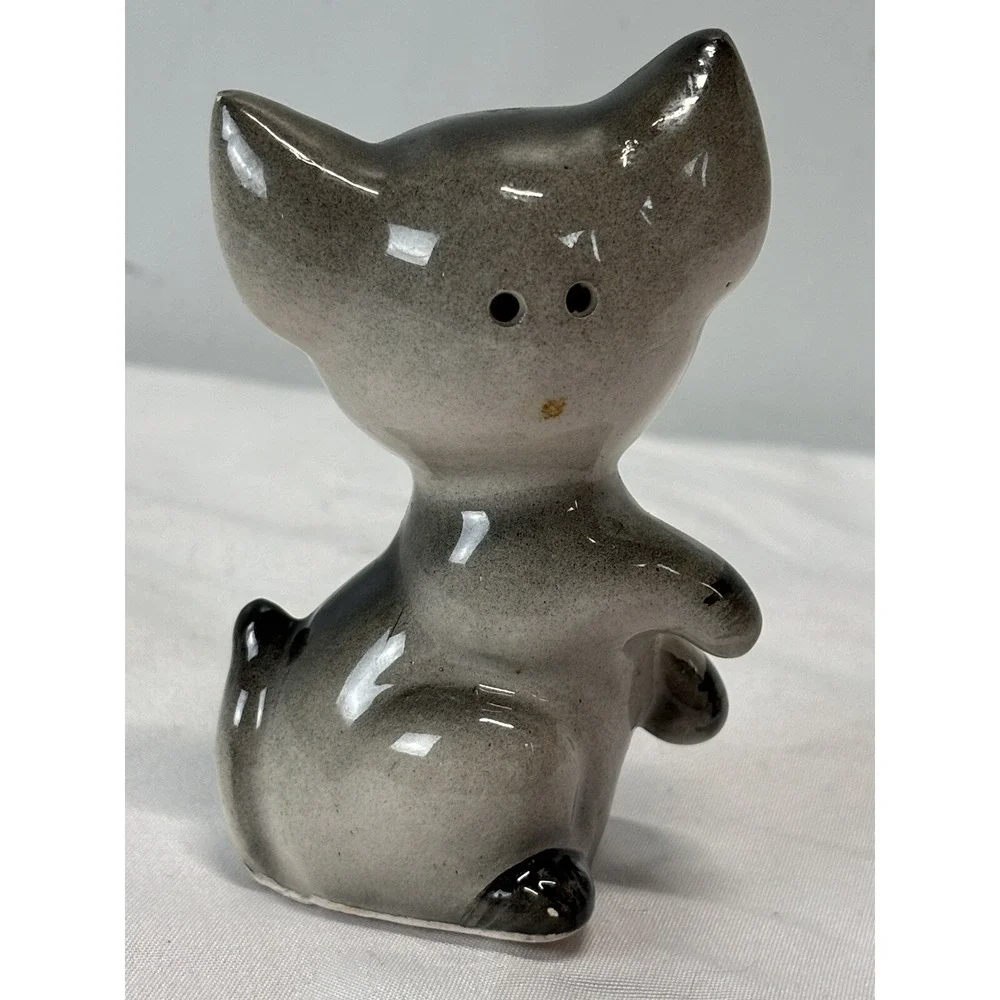 Vtg Kitty Cat Salt And Pepper Shakers Made In Japan